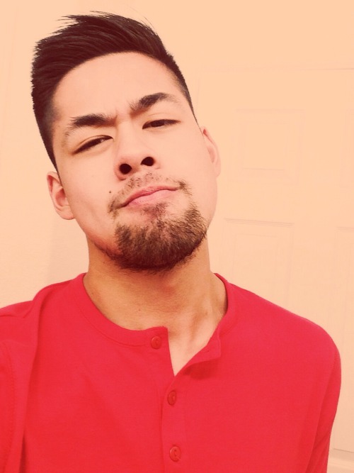 jgozzip:when you didn’t get 5 replies back so instead of a HO HO HOE you’re a SANTA SUCKING SLUT…