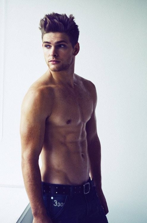 amanthing:  Visit amanthing Hunk Edition BlogWith 9 Different Categories of HOT MEN to Choose From