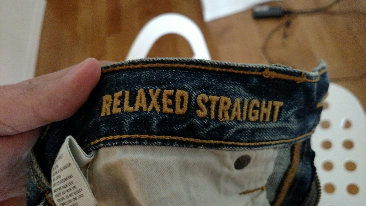 thelibraryharlot:  yagismo:  these jeans and I could not have less in common   Now