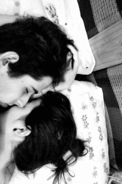 Broken 💔 Romantic