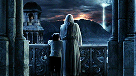 shinswoon:What are we holding on to, Sam? That there’s some good in this world, Mr. Frodo… and it’s 