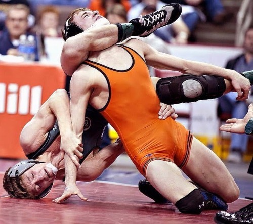 Hot wrestling