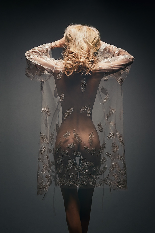 Gifs | Erotica | Masks