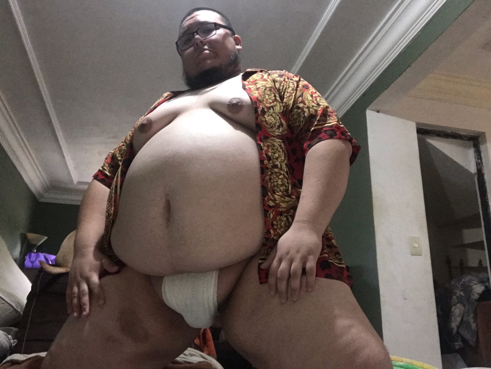 Porn photo hugthecub:Hi again.Let’s see how to use