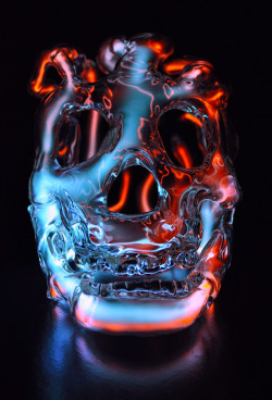 ianbrooks:  Neon Skull Lights by Eric Franklin Lit internally by ionized neon, krypton, and mercury, Eric’s malformed glass skulls are misshapen for a reason (besides creeping you out): the glass tubes that comprise the skull must be perfectly sealed