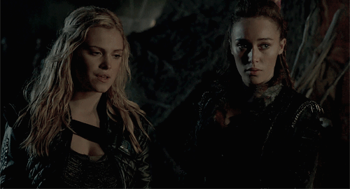 alycia-careys:#TOOHOT #HOTDAMN