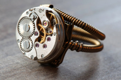 lesstalkmoreillustration: Steampunk Watch Movement Rings By CatherinetteRings On Etsy   *More Things & Stuff   