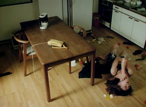 vagabondedlife:  Hard focus: nusumi-giki - Hisayasu Satô