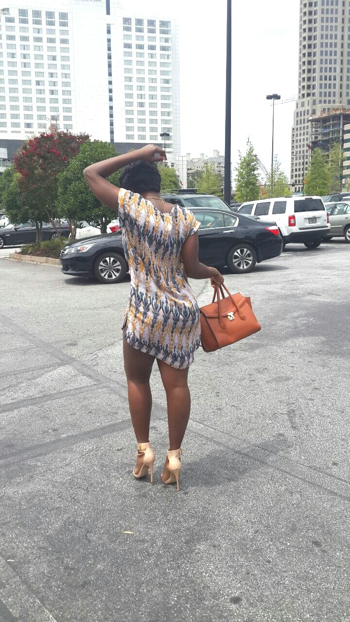 mrbootyluver:  glamchronicles:TRIBALISM  Happy Sunday!!         Simple is glamorously