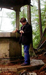 robbkays:  once upon an outfit [x]. 