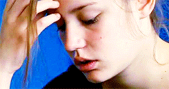 tashalyonnes:  Adèle Exarchopoulos in Blue is the Warmest Color (2013) 
