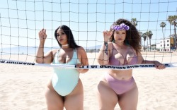 stephtheexoticbbw:  Venice Beach, Ca fun!!!