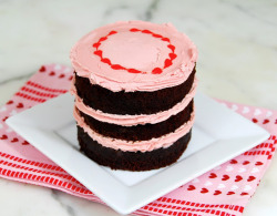 gastrogirl:  chocolate raspberry tomboy cake.