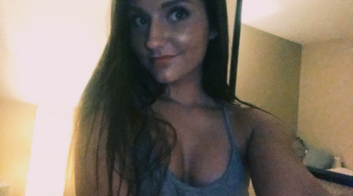 i-love-cute-teens: Taylor