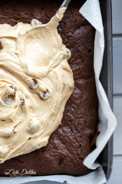 blondesquats:  nom-food:  Espresso fudge brownies with mocha swirl cookie dough  Yoooooo