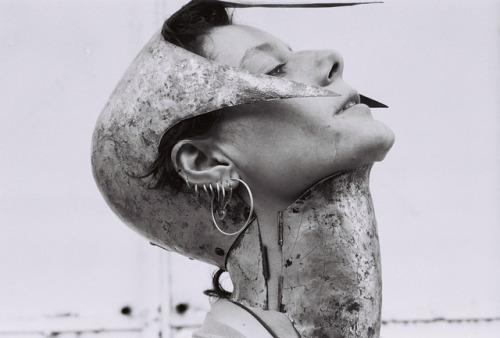 galpha-homega:   Teresa Milheiro, Head Piece: Torture Elmet, 1990/91  