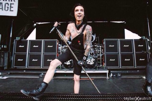 Andy Smiling! it’s nice to see them having a great time on stage, especially after what’