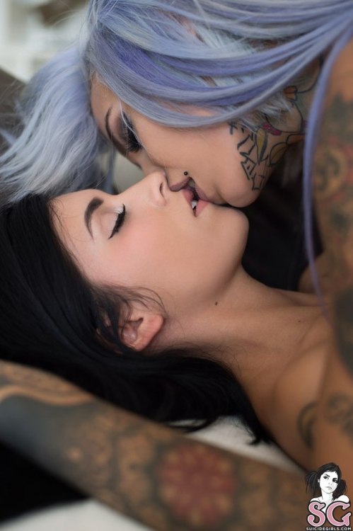 tattedbeautues:Coralinne + Fishball