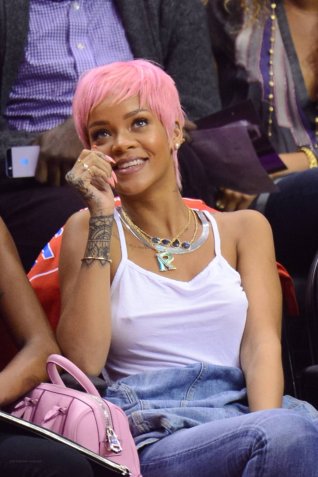 Rihanna. ♥  Oh wow she looks so cute and sexy with pink hair.♥