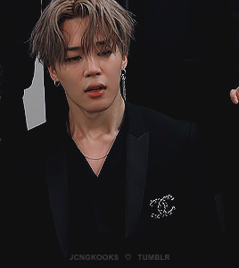 S-sir??