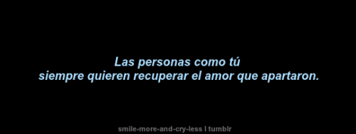 smile-more-and-cry-less:  Pudo haber sido fácil. 