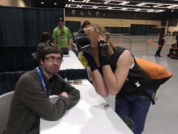 ohmyjonny:  I met Andrew Hussie, you guys!