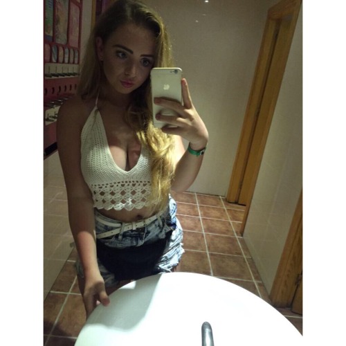 titties–and–asses:  Attractive sluts.