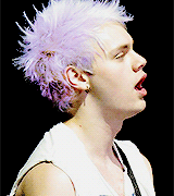 celmmings:   celmmings:  lilac michael appreciation  noa’s holidays presents: ♡ rose (havntbed) ♡ 