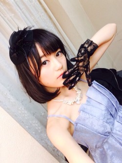 i4:  Ikuta Erika http://blog.nogizaka46.com/erika.ikuta/2015/01/022468.php