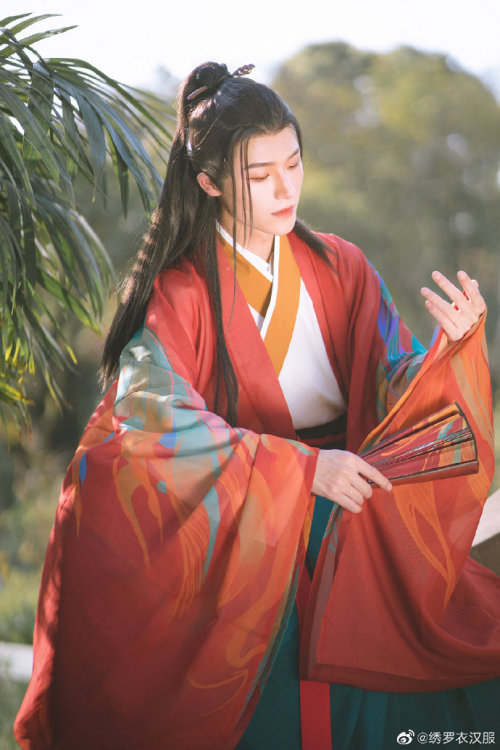 hanfugallery: chinese hanfu by 绣罗衣