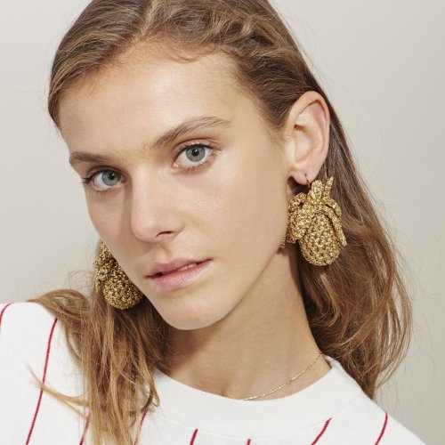 Ananas Earrings via Lucy Folk 