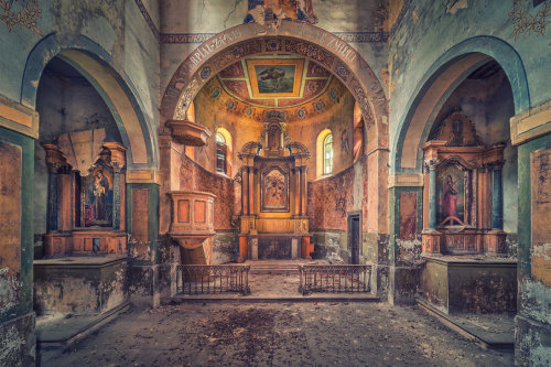 deviantart: Decay: Matthias-Haker’s photo series capturing abandoned spaces that have yet