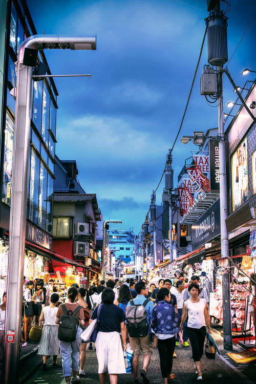 Dark skies over Harajuku’s famous Takeshita shopping street just before it started raining ton