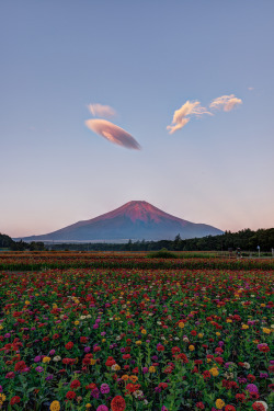 wonderous-world:  Yamanakako Village, Japan