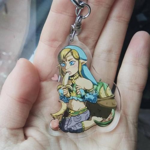 This is my first time having keychains printed! I am so happy with the outcome. Please go check out 