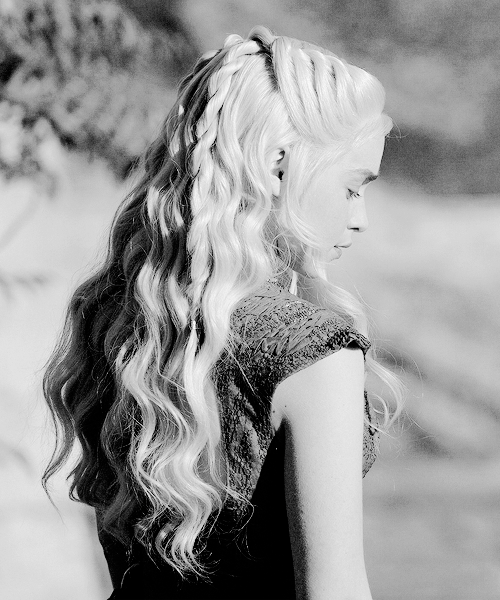 iheartgot:  I am only a young girl and know little of the ways of war. 