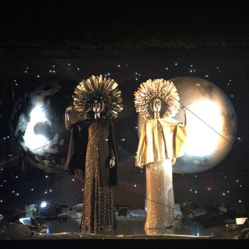 Gemini twins for the Christmas Selfridges windows | the best windows in the world #selfridges #lond