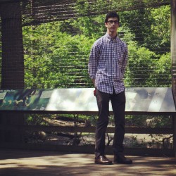 &ldquo;Wait, am I supposed to pose for this?&rdquo; #bronxzoo #Jonathan #beautifulday #hotasdeclan