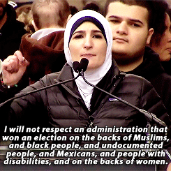 thesanityclause:weslehgibbins:Linda Sarsour speaks at the Women’s March on Washington - January 21, 