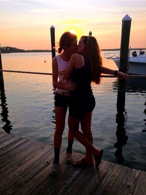 lesbianlovely:  As she thinks the sunset is beautiful, I sit there and think she’s