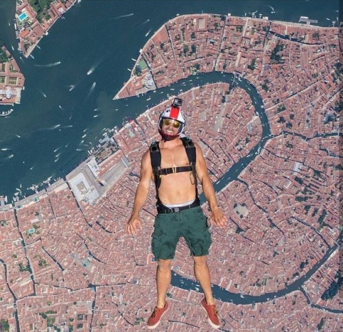 Flying over Venice w/ Niccolo Porcella Photo by Max Haim