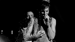 louistomlinsonsgifs:@Louis_Tomlinson: :)