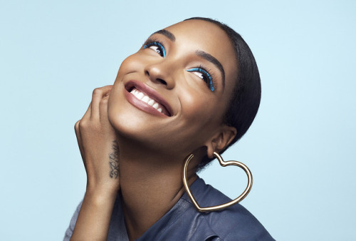 loftstudios: Have you ever seen such stunning skin (on a grown up)???? Whatever the shade of lippie 