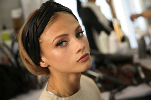 ¿Quién es esa chica? Anna Selezneva: En el backstage de Dior | Galería de fotos
