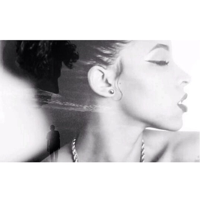 tinashenow:  She’s everything… my concrete queen