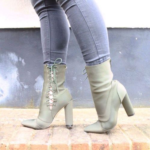 These @publicdesire boots #shoegame #fblogger #details #khaki #liveyouike