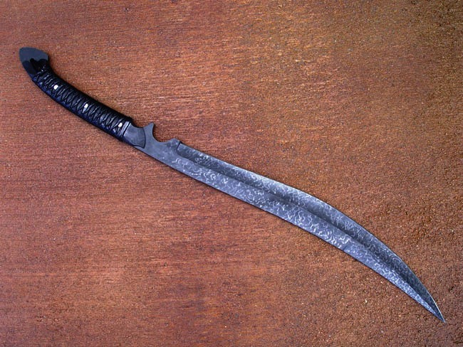 gunsknivesgear:  Tactical Yatagan from John Gonzalez/Ted Frizzell. It’s too bad