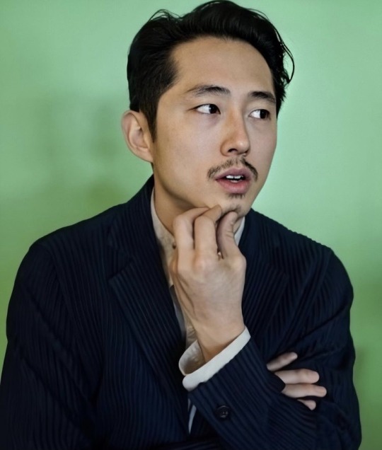 fhawne-deactivated20221006:it’s simple. steven yeun is the best man to ever exist