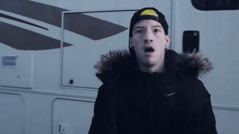 tonguesurfer:Josh Dun
