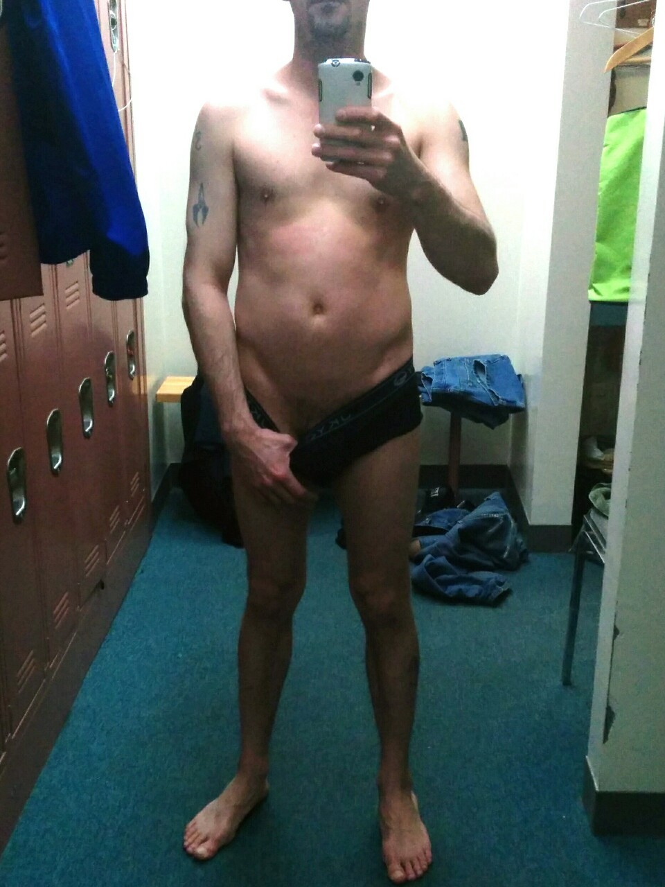 reviewmycock:  Follow this guy - he’s got great taste! :) submityourdickhere: 